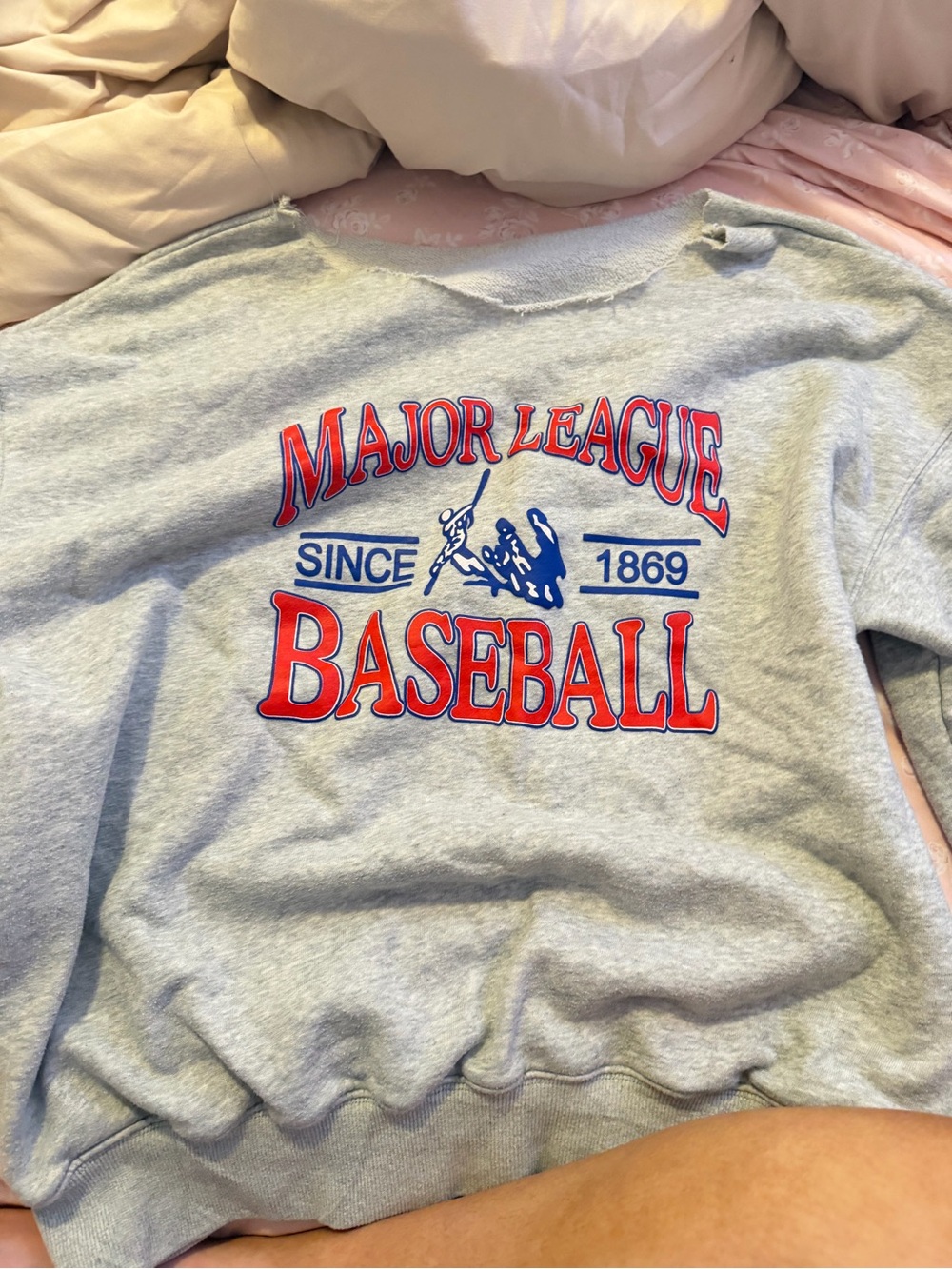 Vintage MLB Major League Baseball Reworked Raw Hem Sweatshirt - Grey 🐨